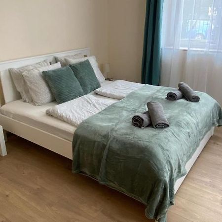 Night & Flight Airport Apartman Vecsés Zewnętrze zdjęcie