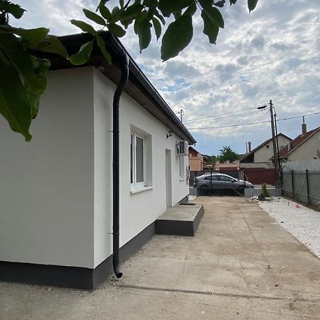 Night & Flight Airport Apartman Vecsés Zewnętrze zdjęcie